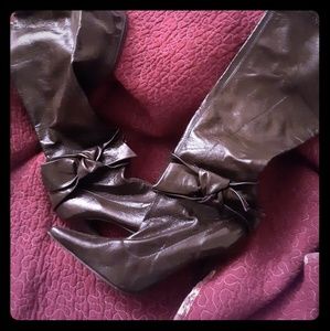 Dollhouse boots leather